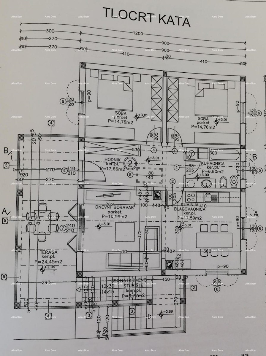 Prodamo atraktivno hišo z dvema apartmajema, LIŽNJAN!