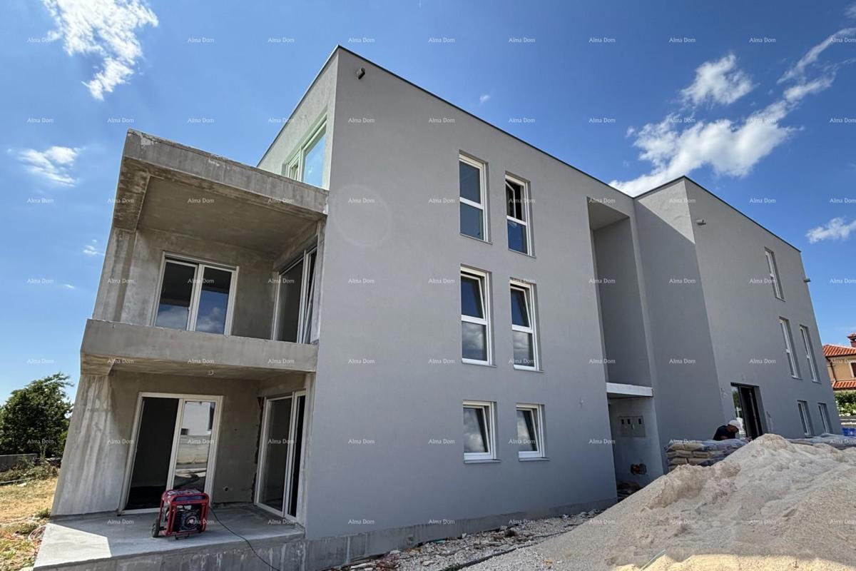 Štirisobno stanovanje S5 v 2. nadstropju novogradnje v Kanfanarju