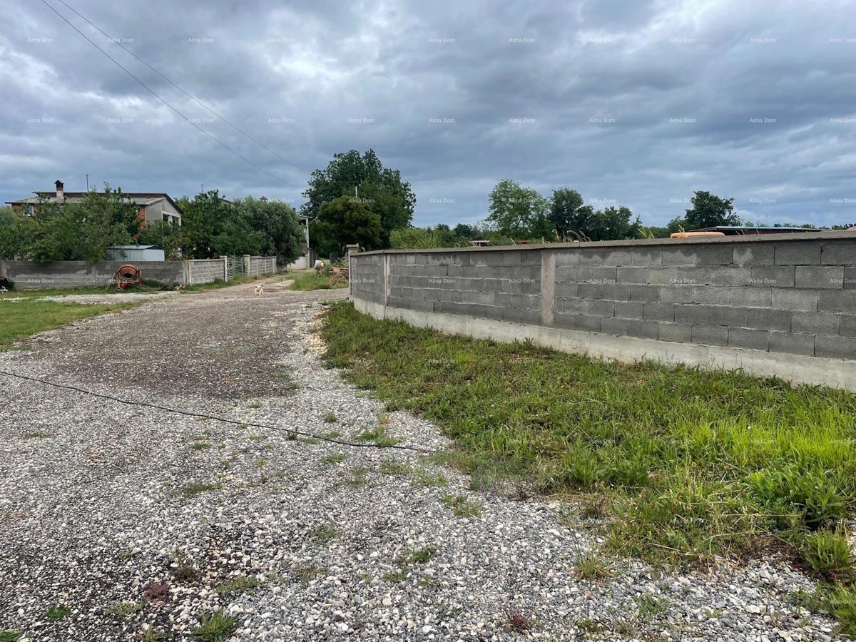 ISTRA, LOBORIKA - Gradbeno zemljišče