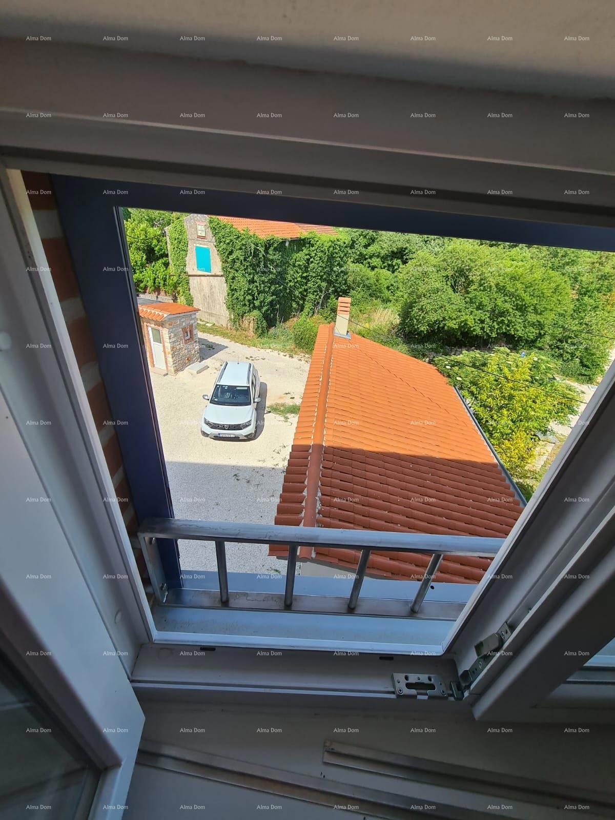 Renovirana kamena hiša s bazenom – mirna vas blizu Svetvinčenta