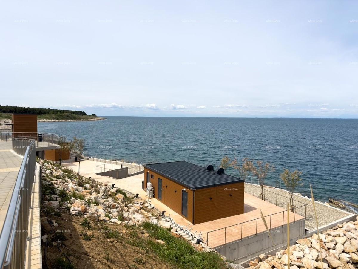 Umag. Prodamo stanovanje v luksuznem aparthotelu!