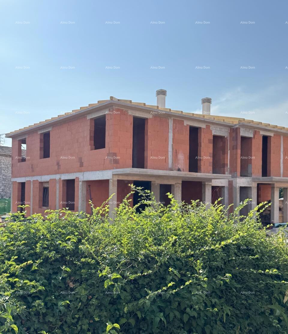 Prodaja stanov v izgradnji, 400 m od plaže in morja, Novigrad!