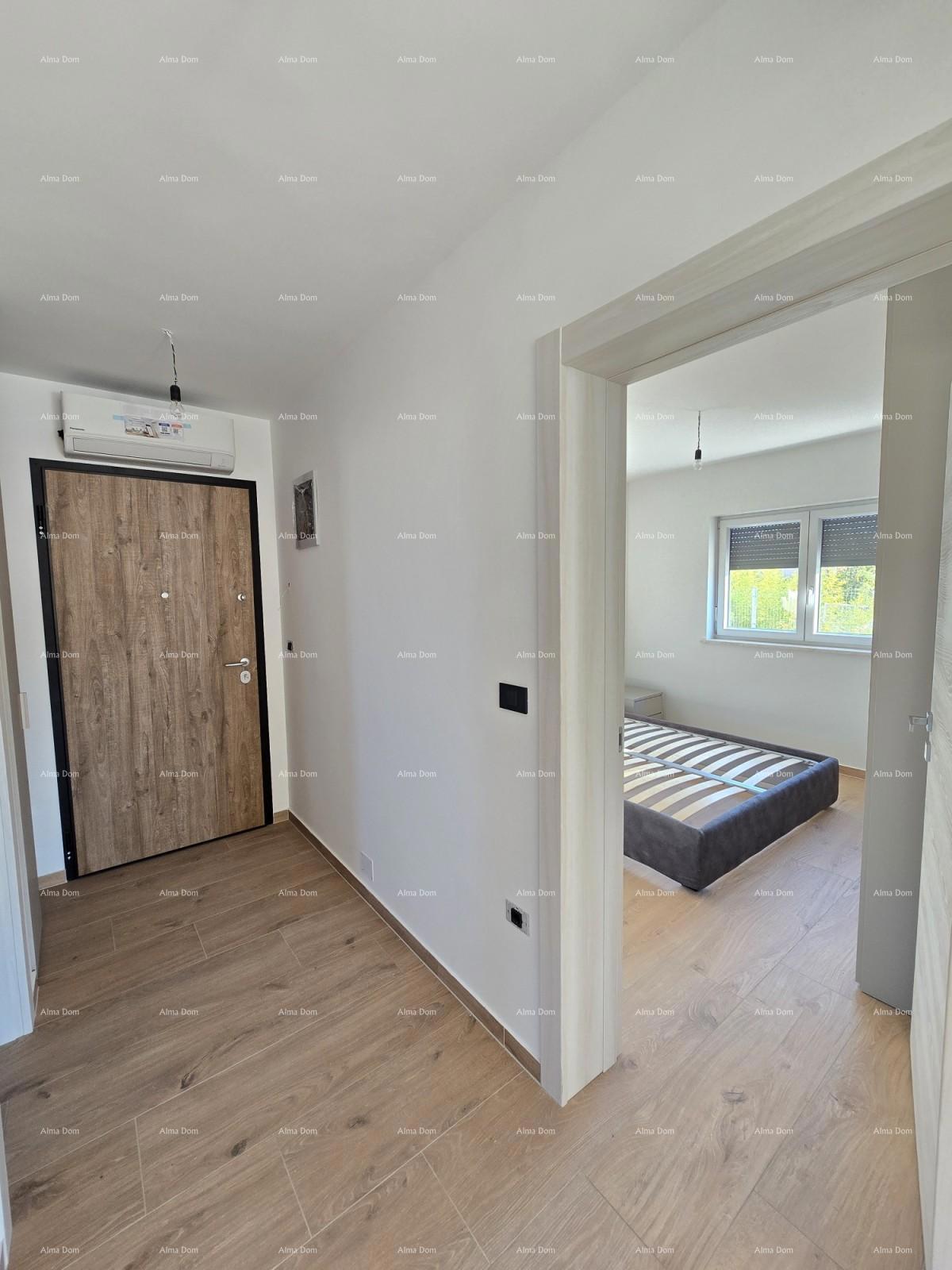 Elegantna stan s dvorištem in bazenom v bližini centra Pule!