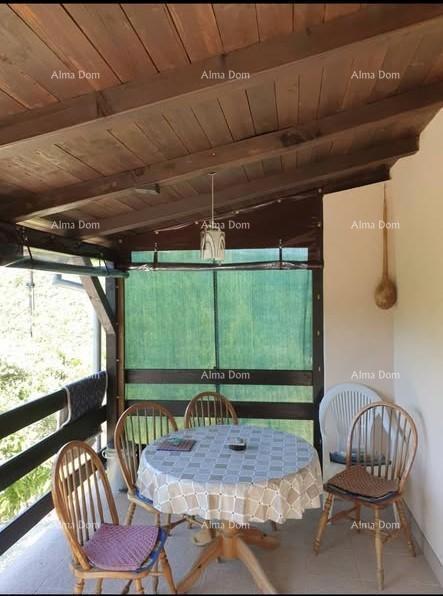 Hiša s teraso – Kavran.