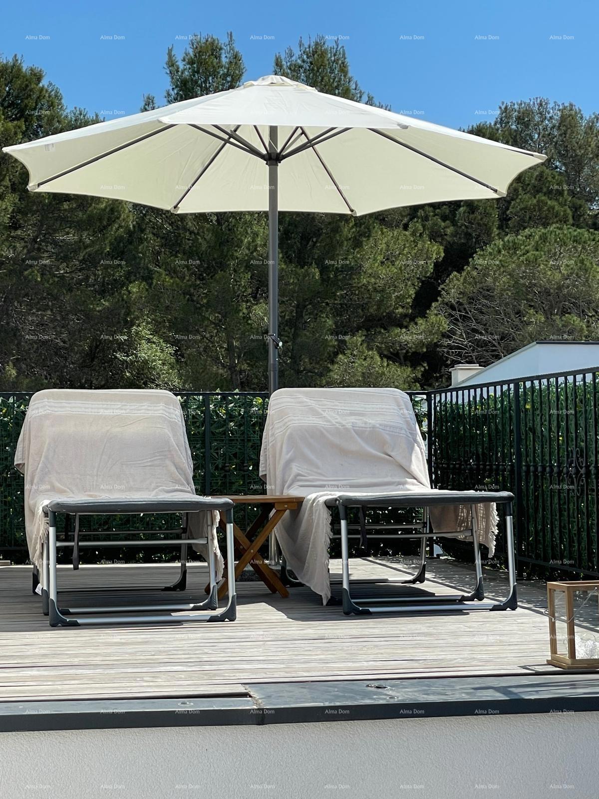 Prodaja - Čudovita, moderna vila s bazenom - pametna hiša, Fažana! Pogled na morje!