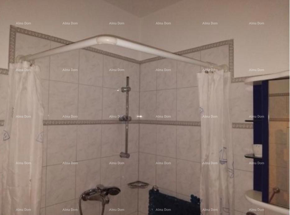 Hiša z apartmaji v Fažani