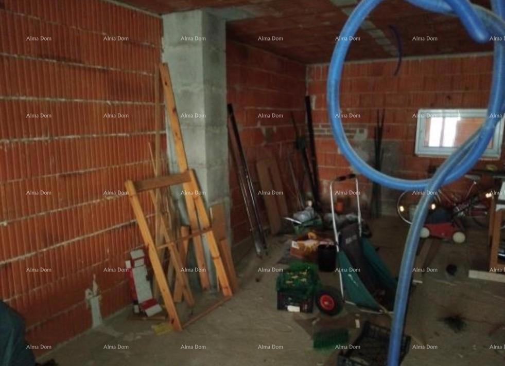 Hiša z apartmaji v Fažani