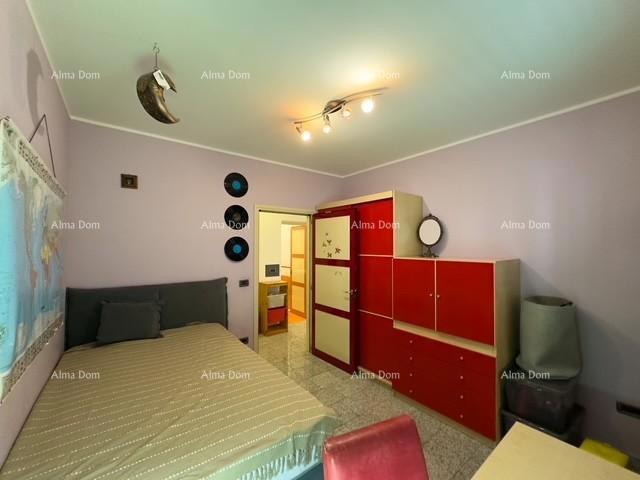 Bale: Prostorna vila s bazenom in hišo za goste