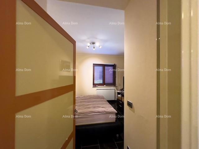 Bale: Prostorna vila s bazenom in hišo za goste