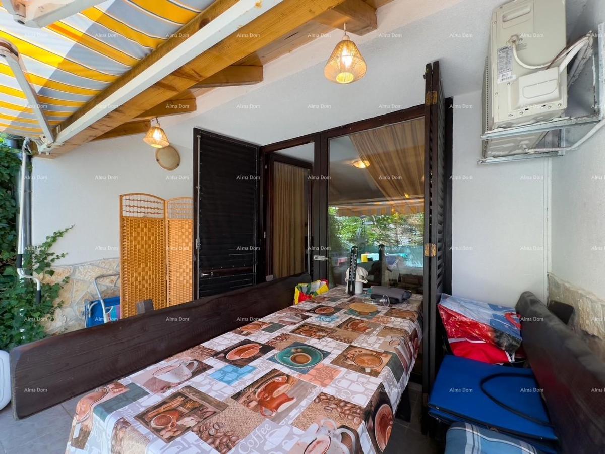 Prodajemo stan v Dugi Uvali blizu morja.