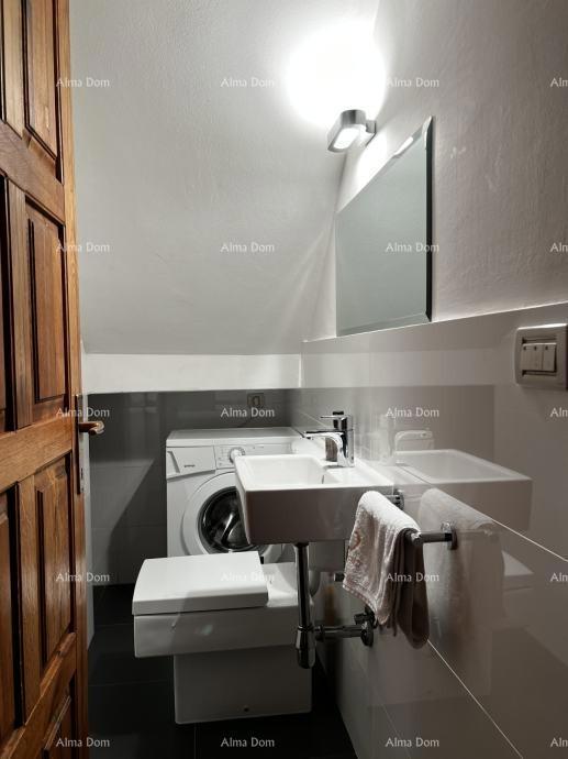 Elegantna kamena vila s bazenom in istarskim šarmom – popolna kombinacija tradicije in luksuza, Tinjan!