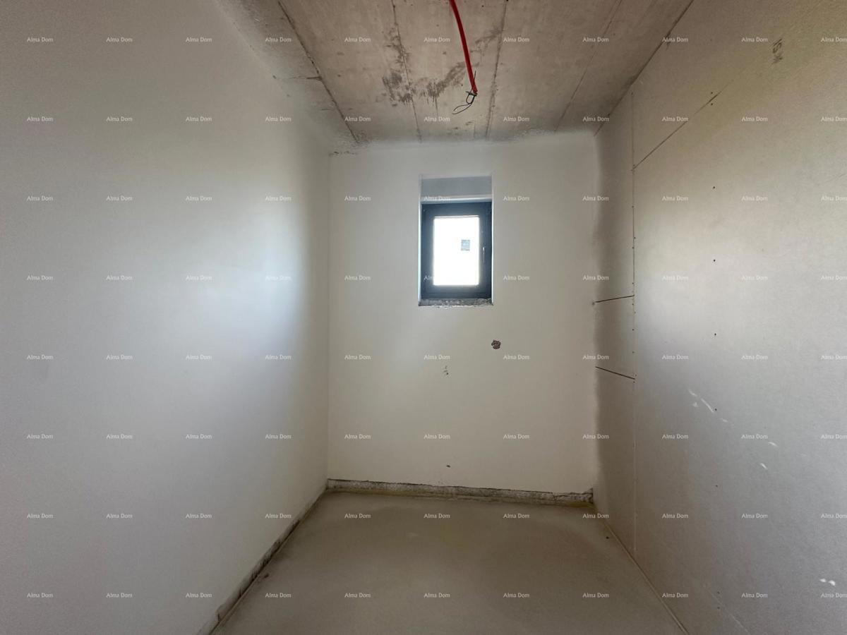 Prodaja stan/penthouse v novogradnji z veliko teraso, Štinjan!