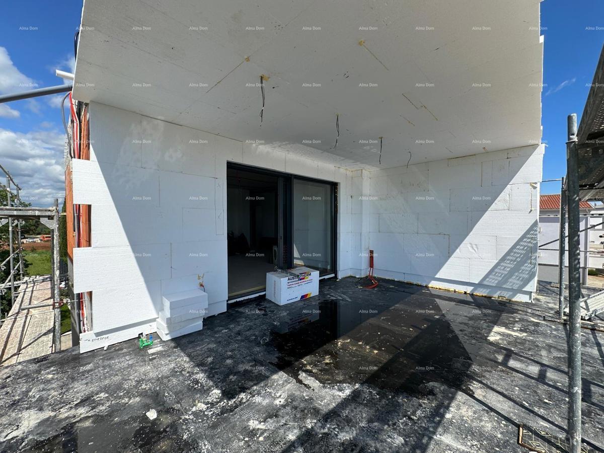Prodaja stan/penthouse v novogradnji z veliko teraso, Štinjan!