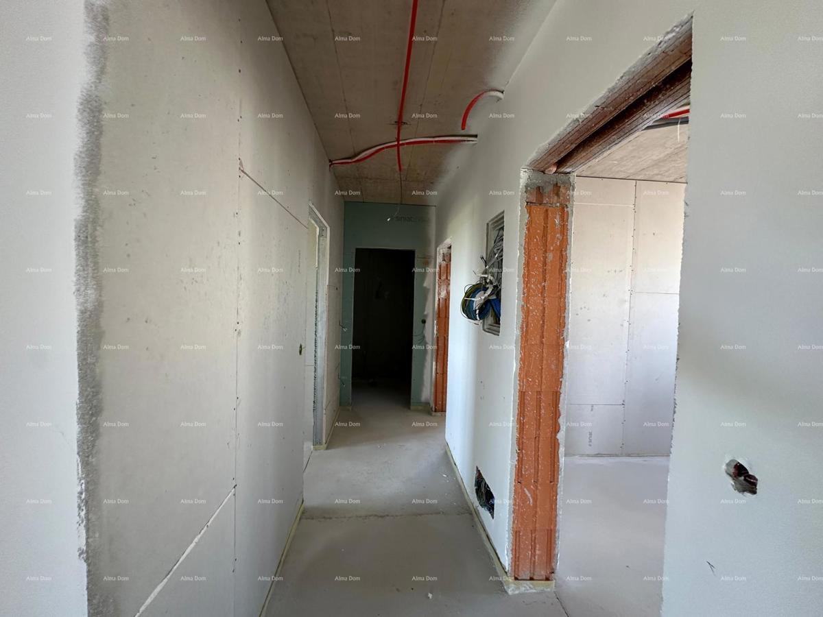 Prodaja stan/penthouse v novogradnji z veliko teraso, Štinjan!