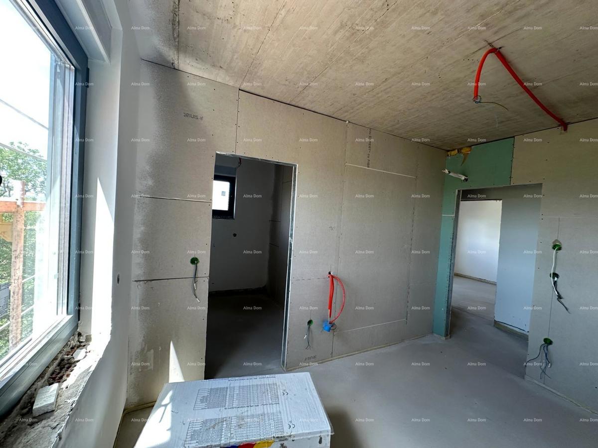 Prodaja stan/penthouse v novogradnji z veliko teraso, Štinjan!