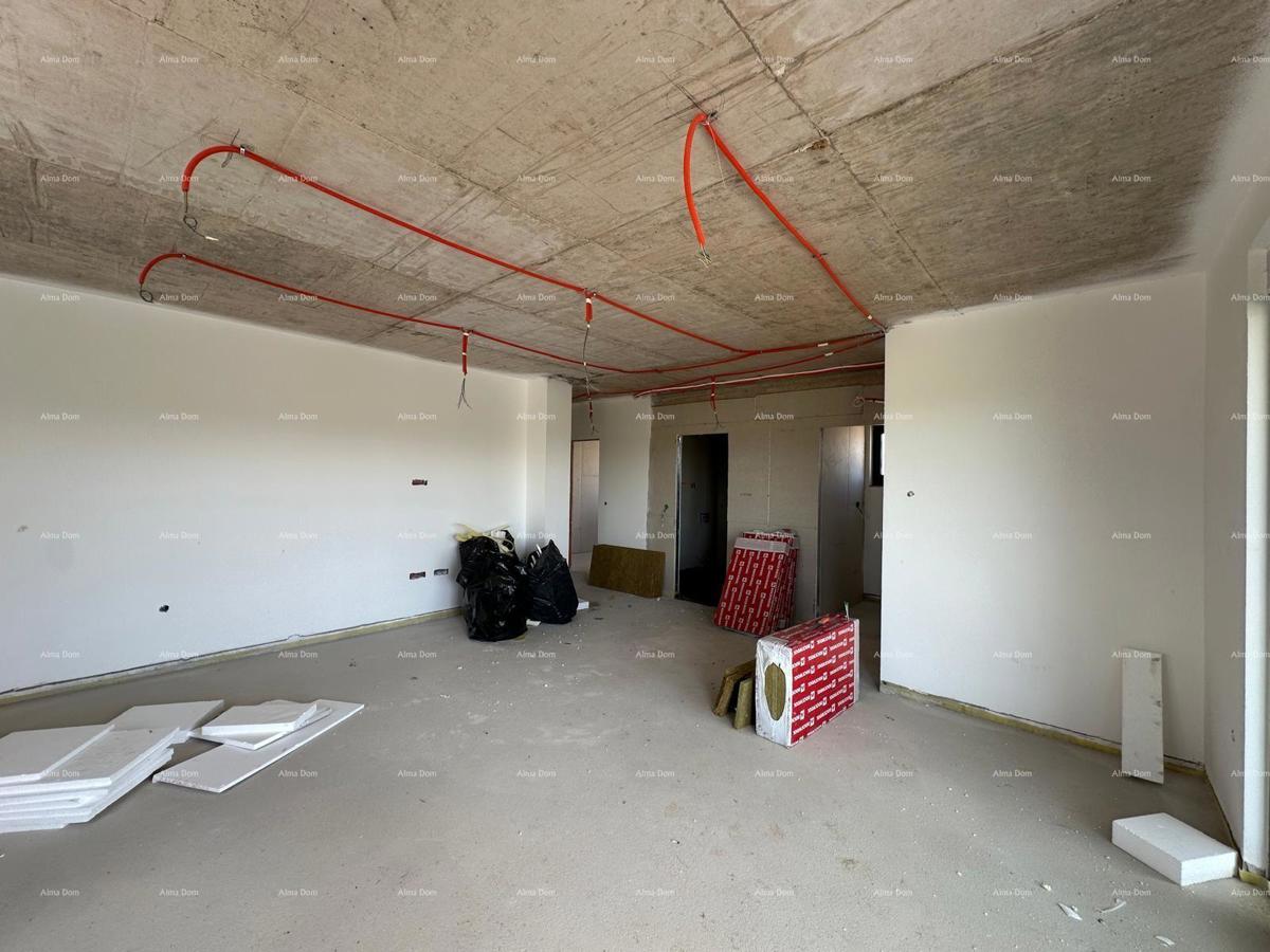 Prodaja stan/penthouse v novogradnji z veliko teraso, Štinjan!