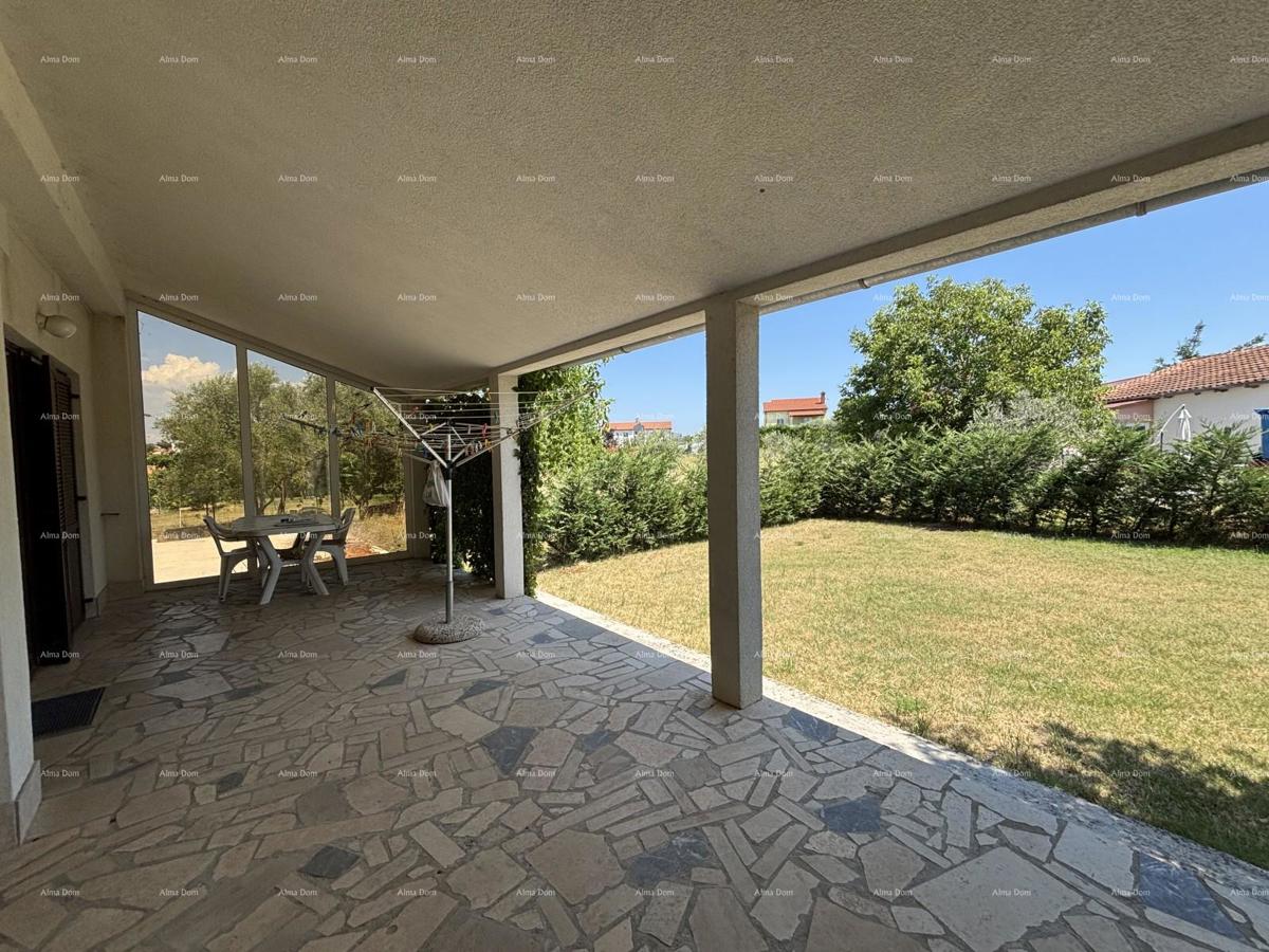 VALBANDON - Hiša z dvema stanovanjema - idealna za družinsko življenje ali investicijo