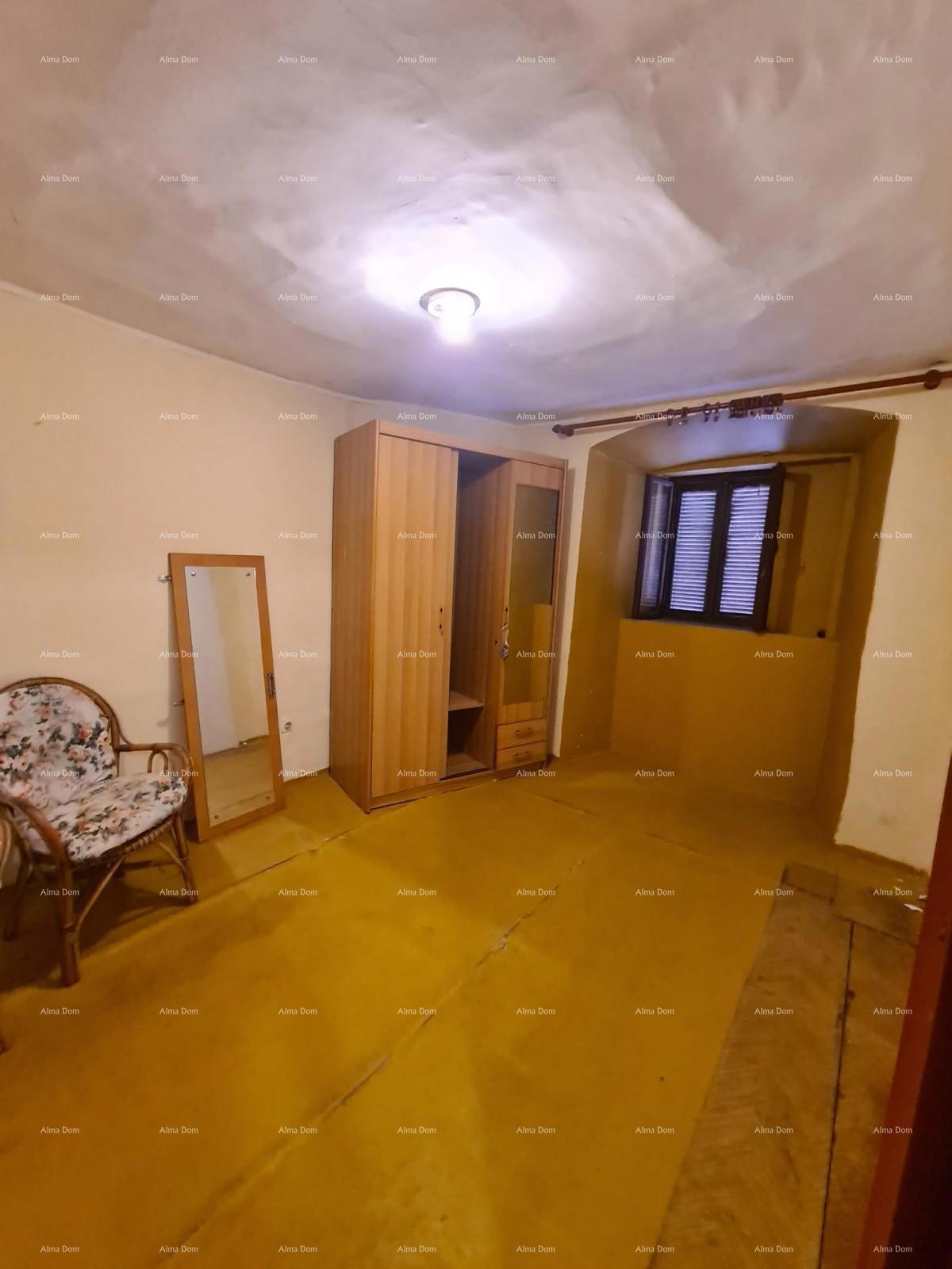 Hiša, center Buja, 106 m²