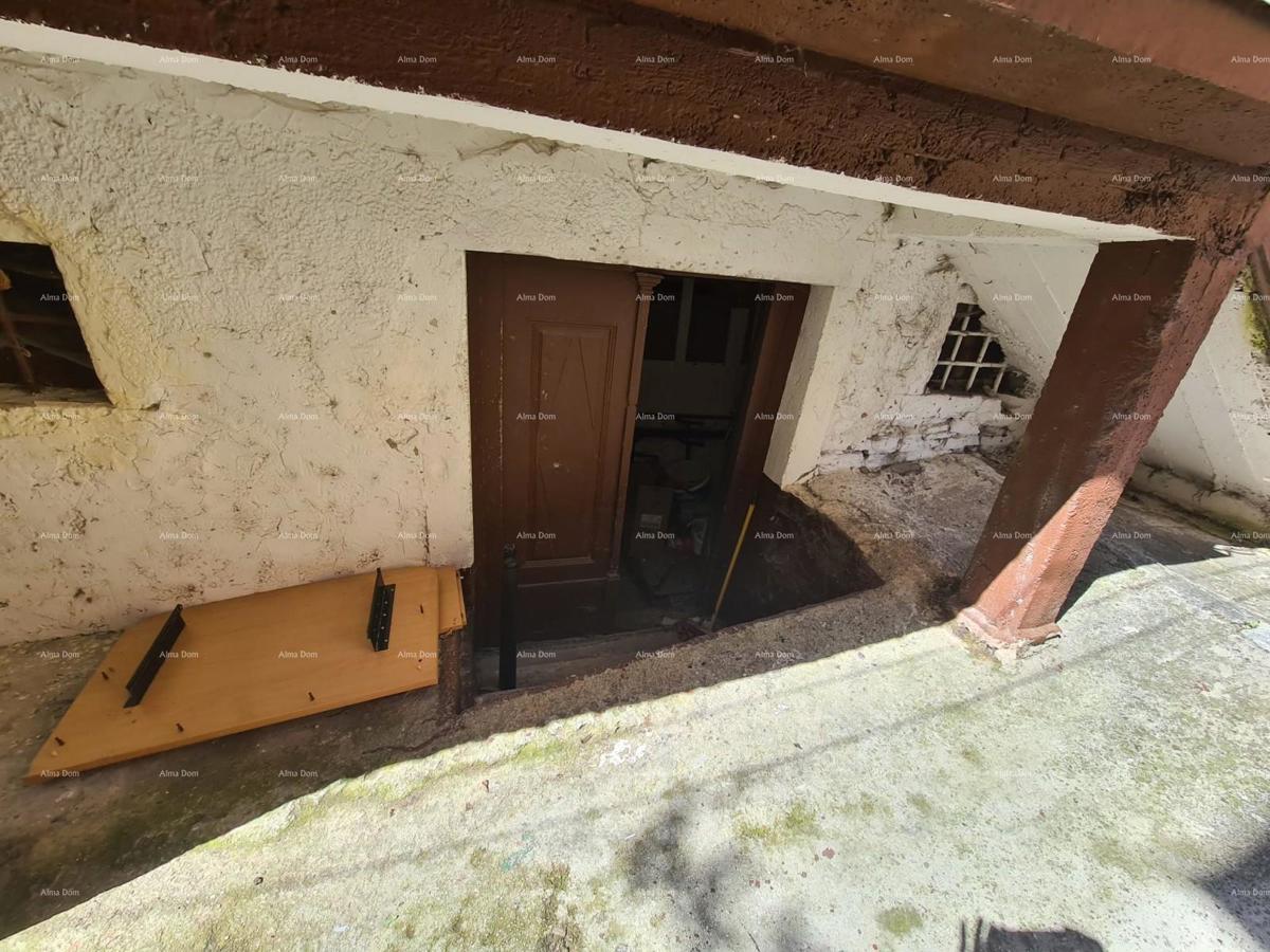 Hiša, center Buja, 106 m²