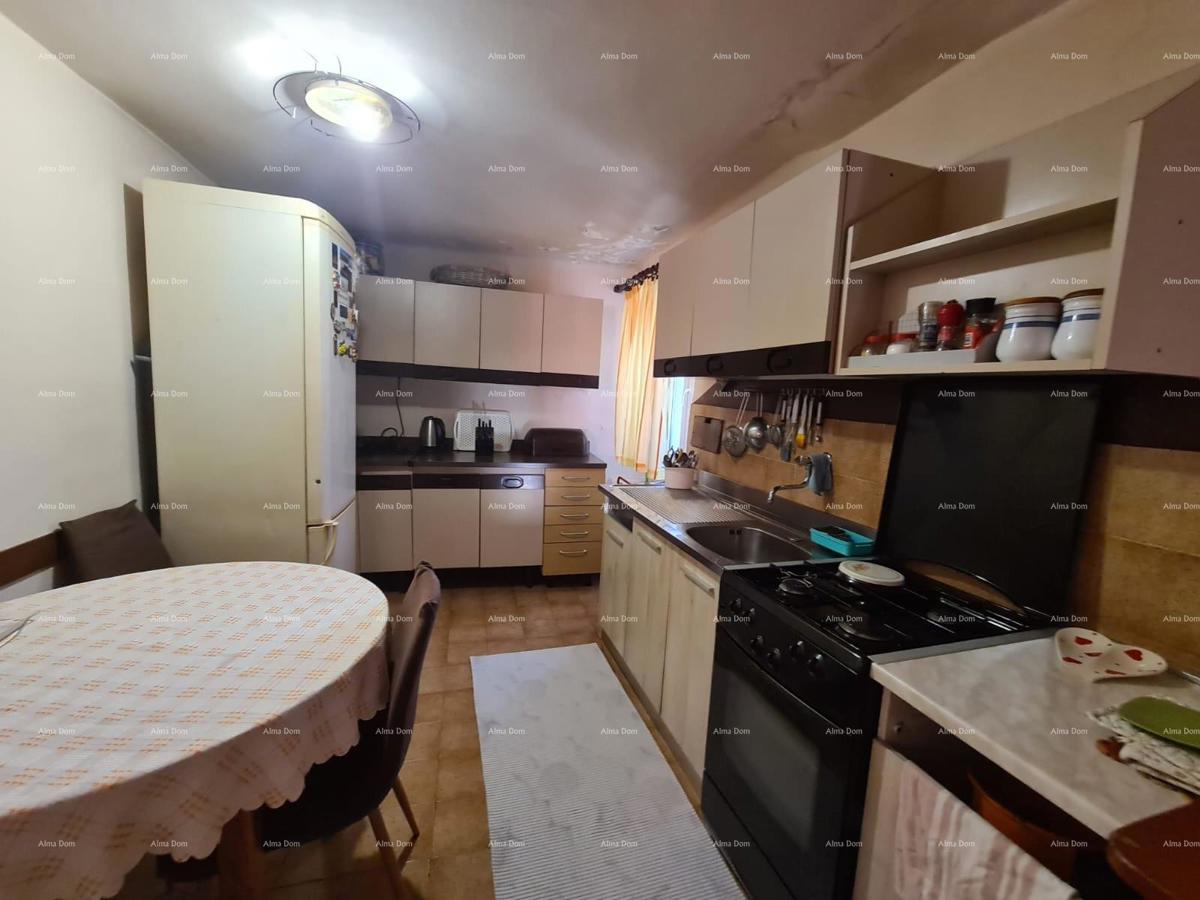 Hiša, center Buja, 106 m²