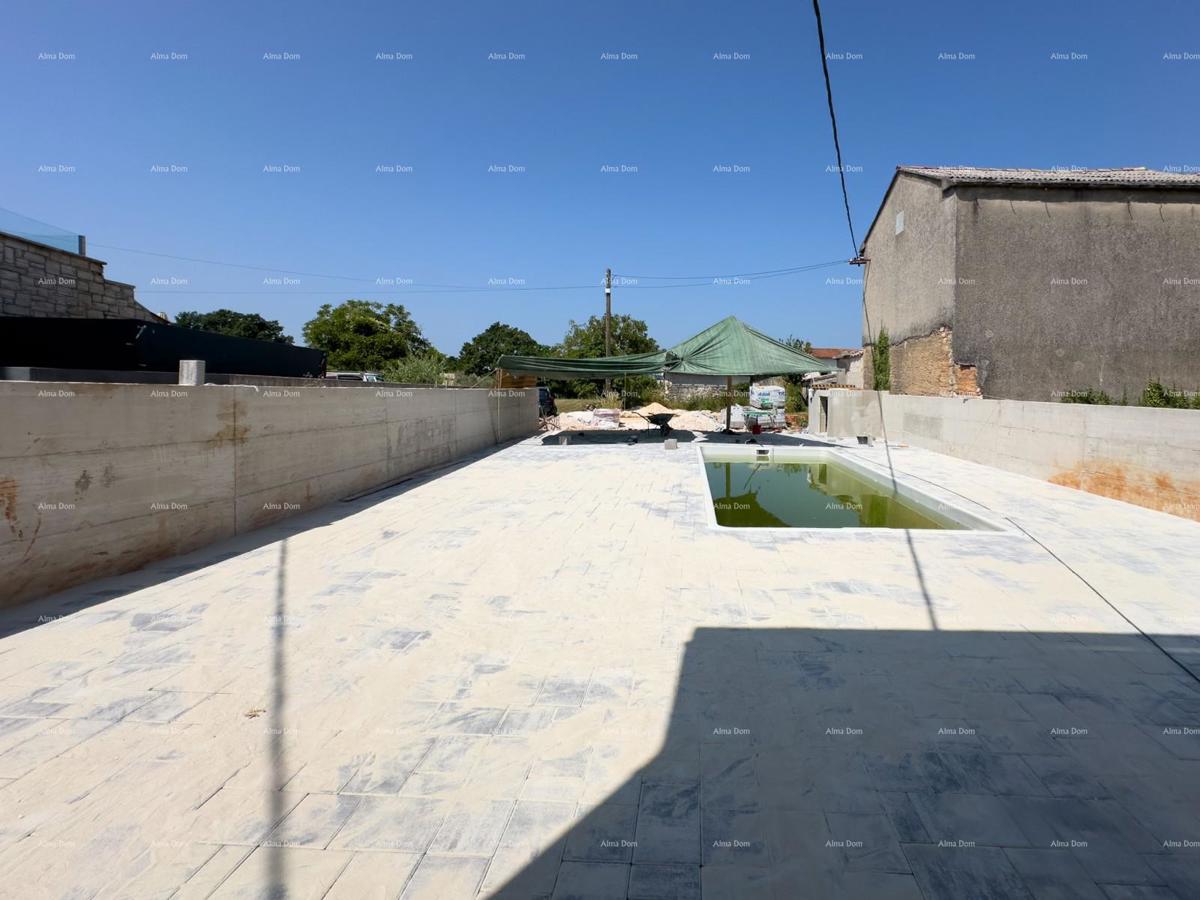 Prodajemo renovirano istarsko kameno hišo v okolici Žminja!