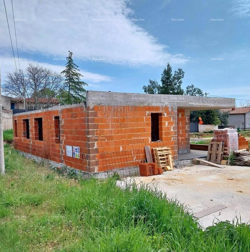 Na prodaju hiša v gradnji – Muntić.