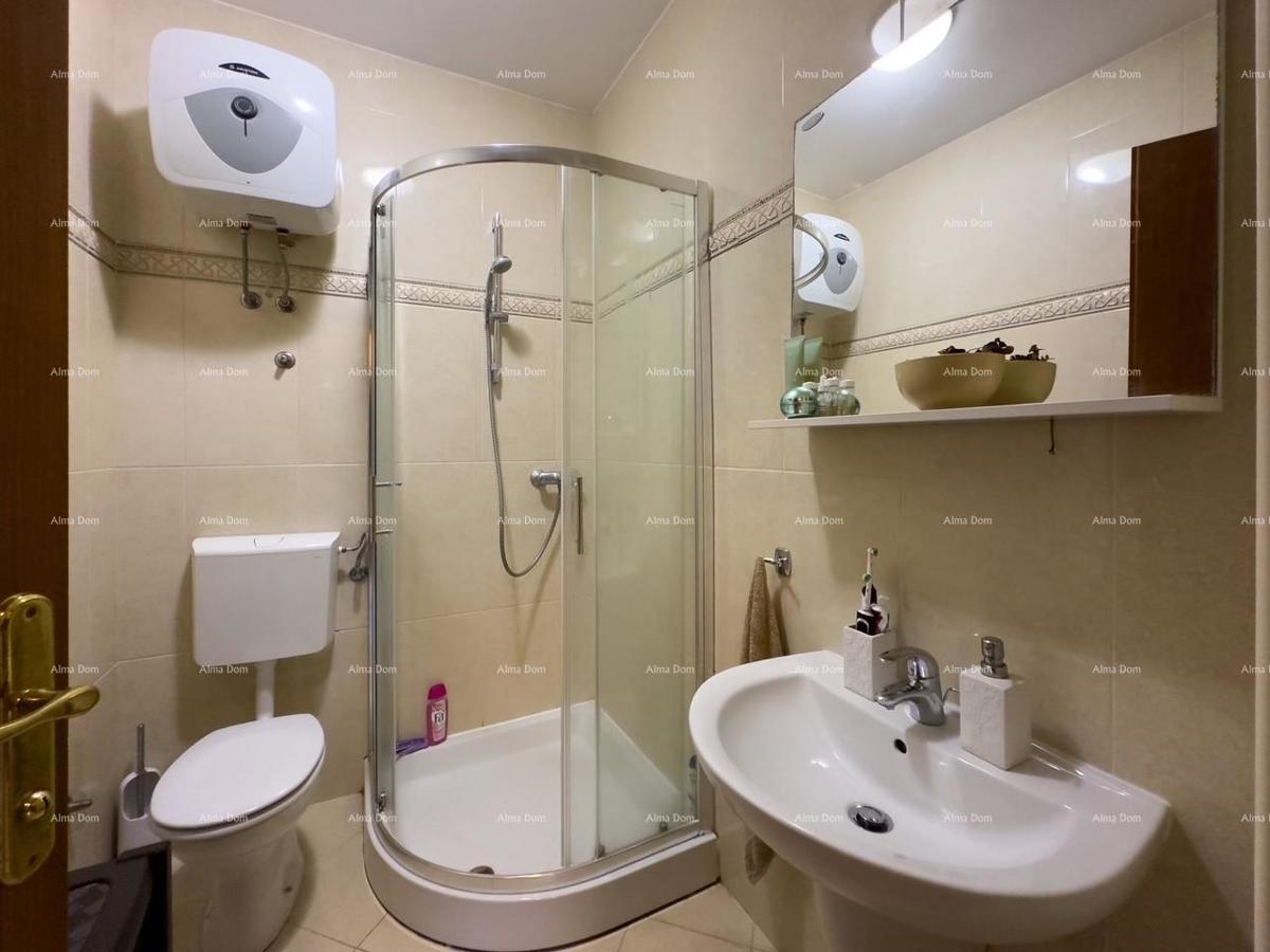 Valdebek  Prodamo stanovanje z vrtom na odlični lokaciji, Pula