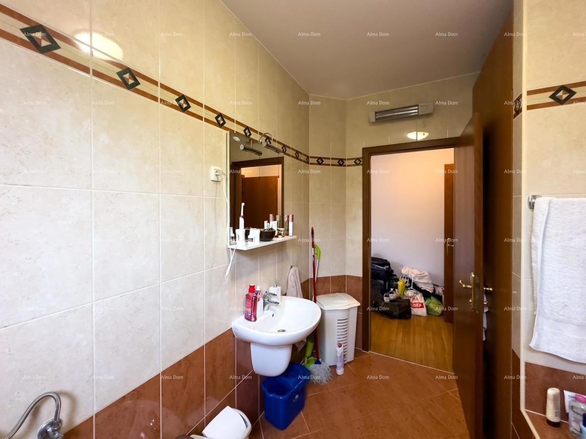 Valdebek  Prodamo stanovanje z vrtom na odlični lokaciji, Pula