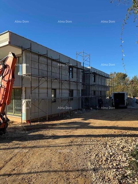 Please provide the title you would like me to translate into Slovenian (slv).