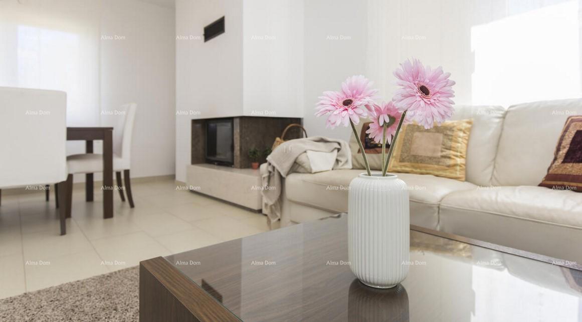 Labin – Uređena pritličnica s bazenom