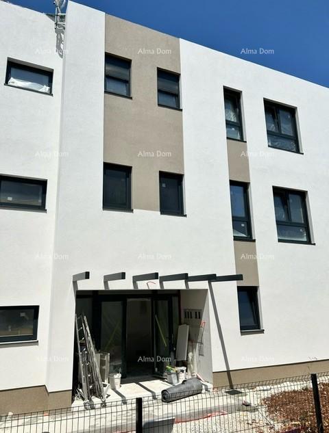 Na prodaj: Stanovanje v manjšem objektu z le štirimi stanovanji!