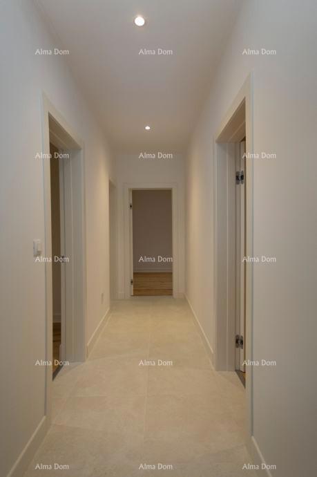 Kanfanar – Moderna prizemnica s bazenom v mirnem okolju