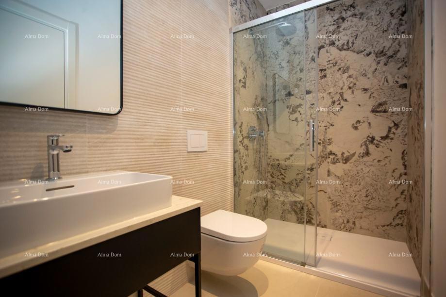 Kanfanar – Moderna prizemnica s bazenom v mirnem okolju