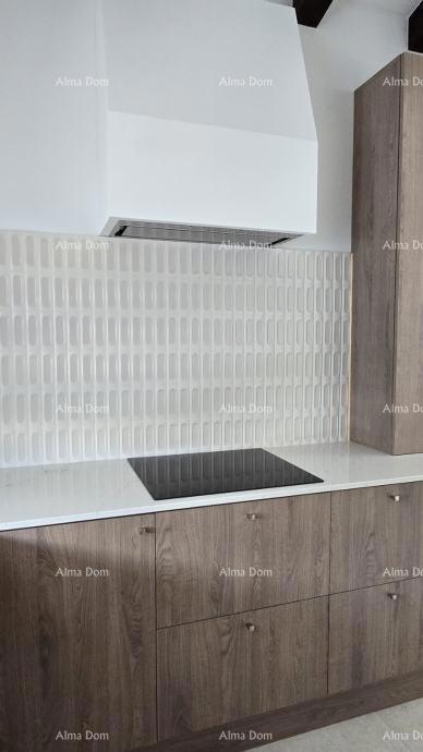 Kanfanar – Moderna prizemnica s bazenom v mirnem okolju