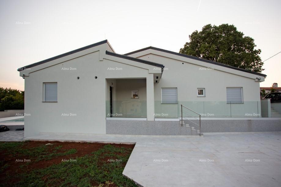 Kanfanar – Moderna prizemnica s bazenom v mirnem okolju