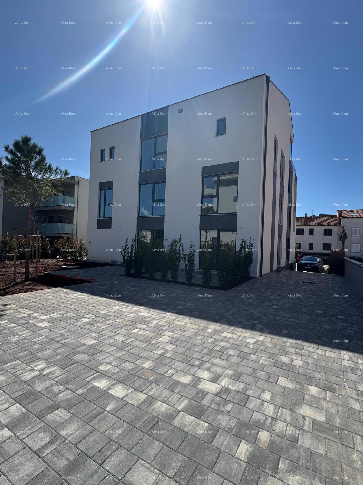 PRODAJA STANOVANJ V ROVINJU S POGLEDOM NA MORJE