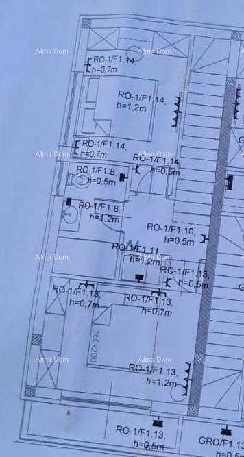 Dvoetažni stan s dvorištem – Barbariga