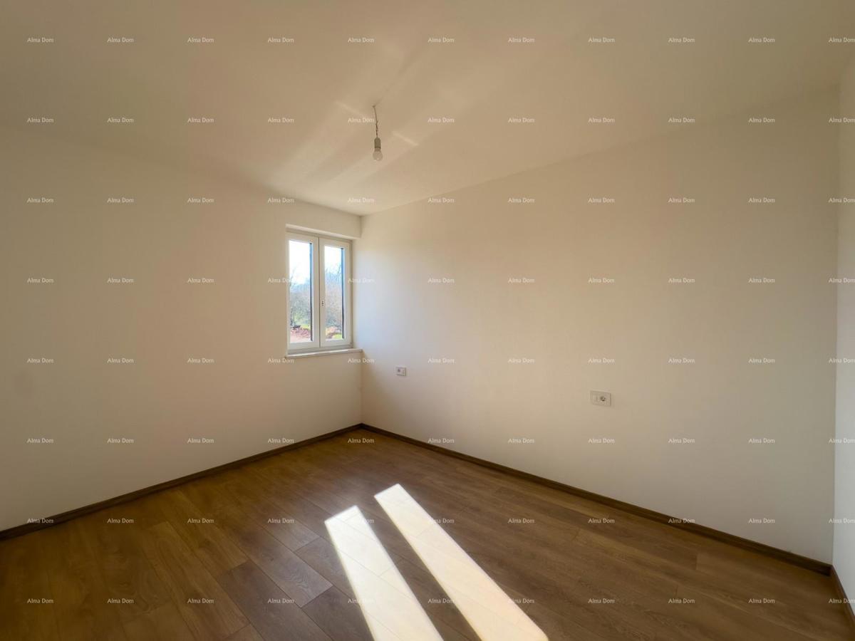 Prodajamo stanovanje z velikim vrtom v Barbanu.