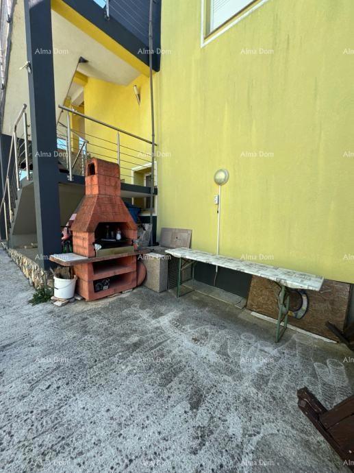 Fažana – Hiša s 3 stanovanji, 200 m od morja