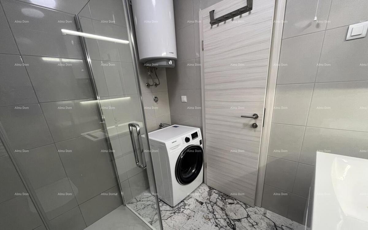 MODERNO STAN U PEROJU, 1 KM OD MORA