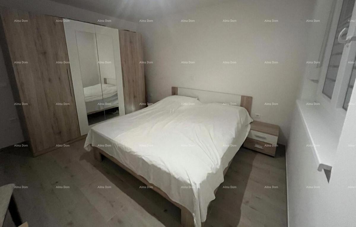 MODERNO STAN U PEROJU, 1 KM OD MORA