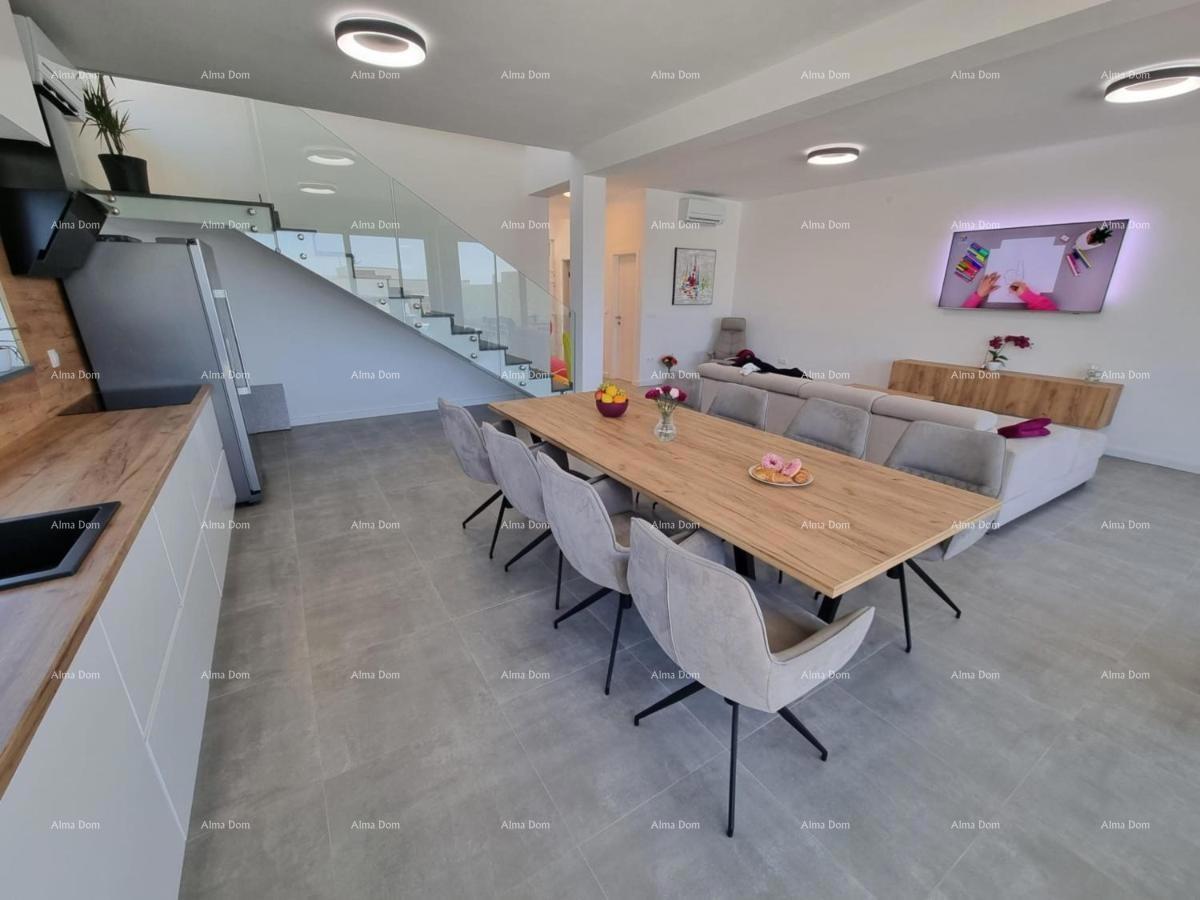 Luksuzna hiša z bazenom v srcu Istre.