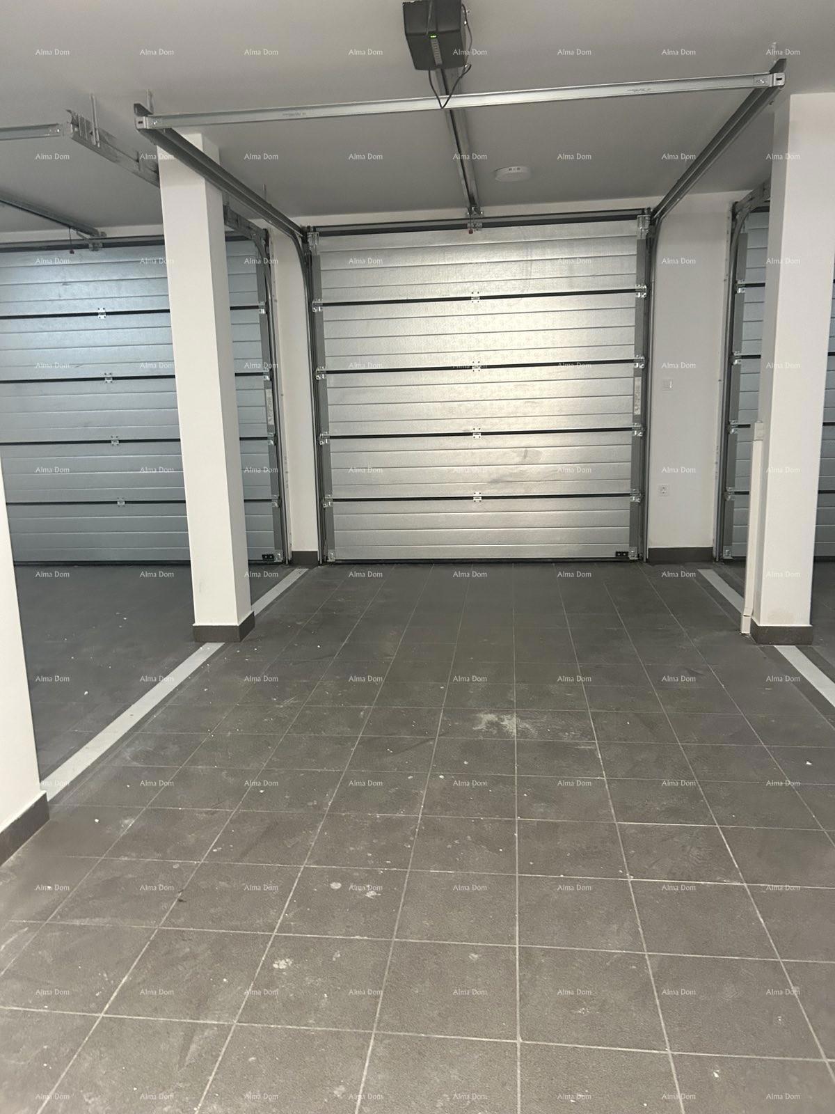 Novi, moderni stanovanjski kompleks, Rovinj! Dvonadstropno stanovanje s parkirnim in garažnim mestom!