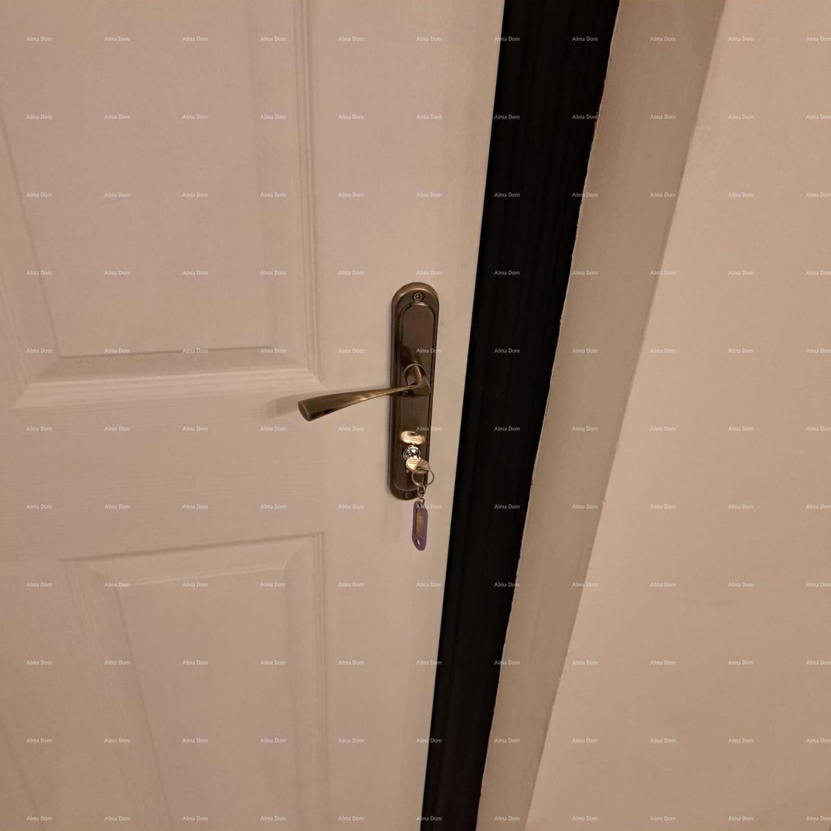 ŽMINJ – Solastniški del hiše naprodaj (3 stanovanjske enote)