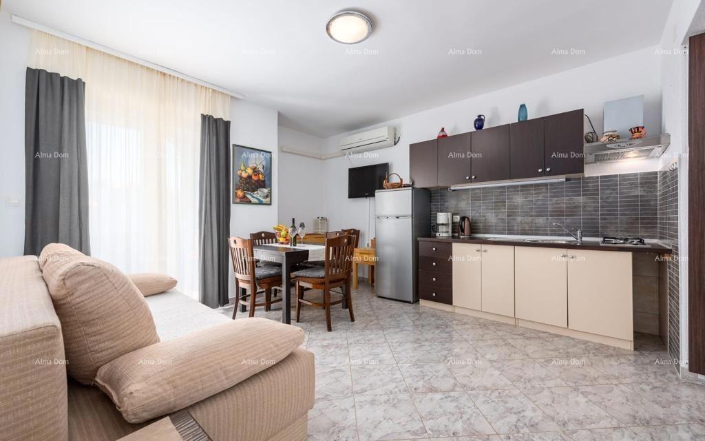 Medulin, samostoječa hiša s 5 apartmaji. Blizu Pošesa in plaž!.