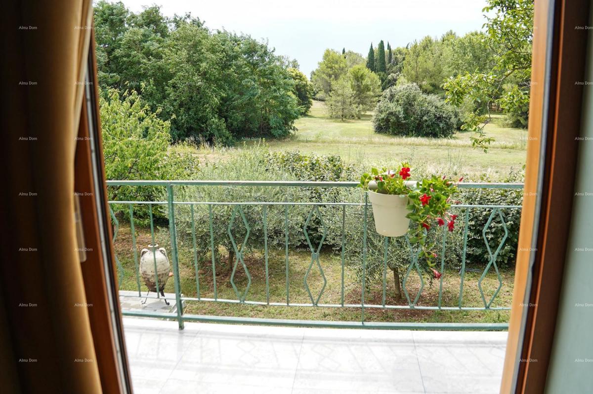 Rovinj. Stanovanje v prvem nadstropju hiše