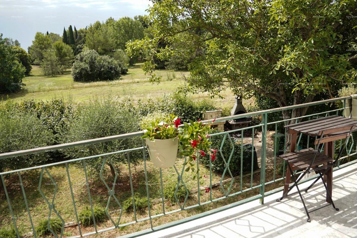 Rovinj. Stanovanje v prvem nadstropju hiše