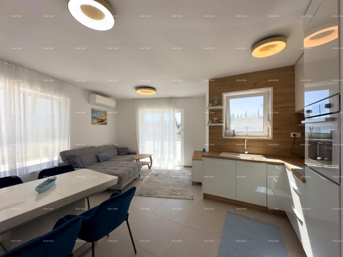 Prodamo novo stanovanje z velikim vrtom v Medulinu!