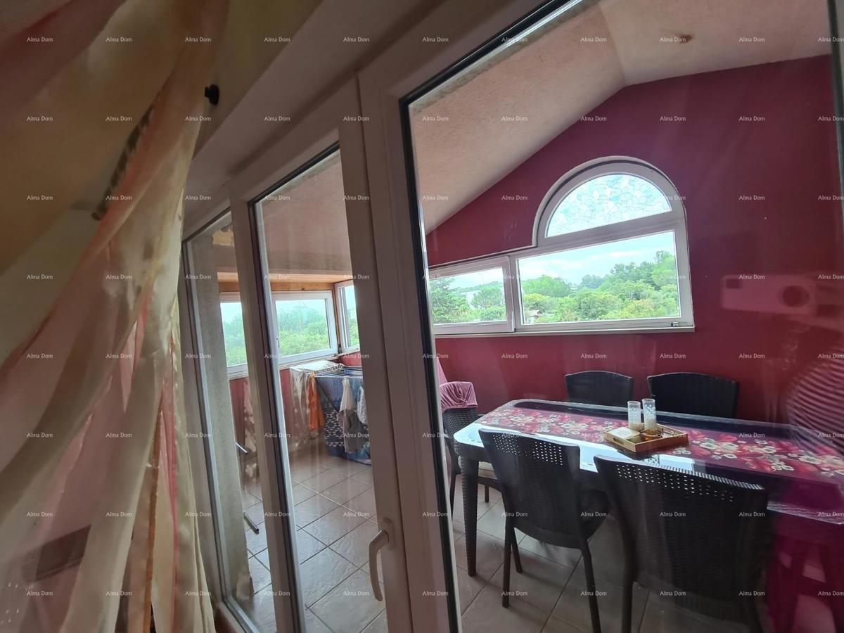 Ližnjan – Hiša z apartmaji in bazenom, 460 m².