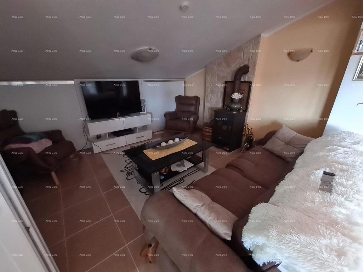 Ližnjan – Hiša z apartmaji in bazenom, 460 m².